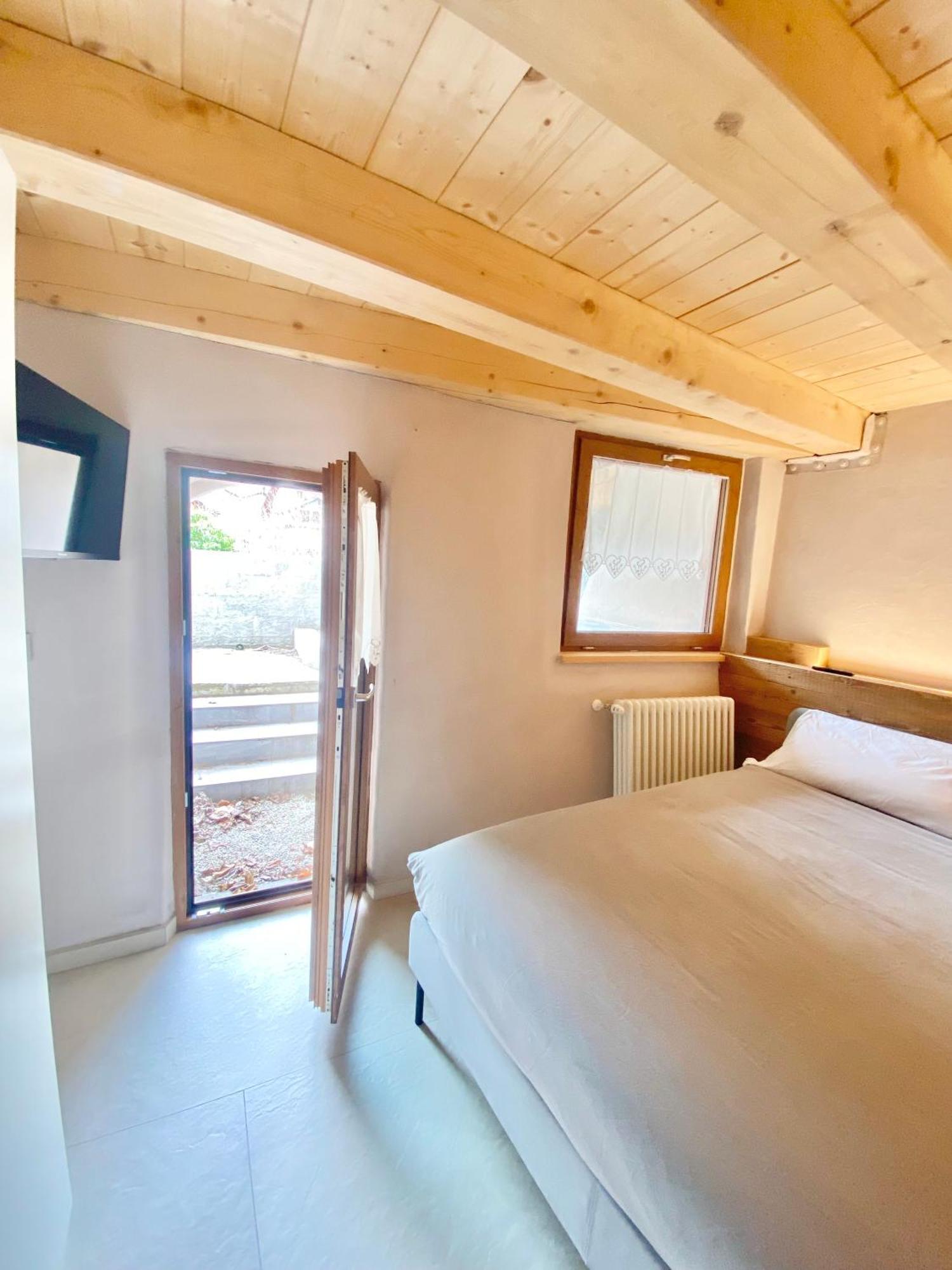 Boutique Alpine Studio - Steps From Dolonne Ski Lifts Apartment Courmayeur Exterior photo